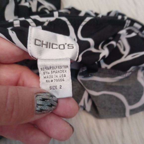 Black & White Chico's Floral Print A-line Skirt Size Large - Picture 4 of 4